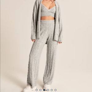 Abercrombie Cable Knit Sweater Set